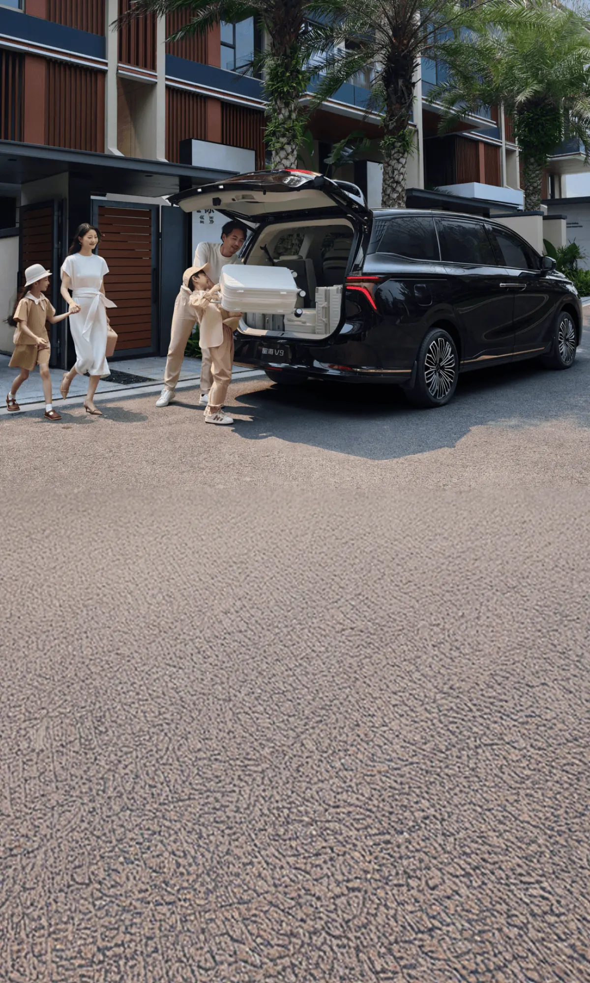 Testna vožnja – Forthing V9 PHEV