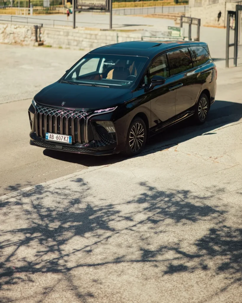 Kartica modela forthing v9 hev
